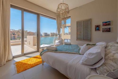 شقة فاخرة بإطلالة على المارينا - قلب الجونة - Luxury Marina View Apartment in Hurghada