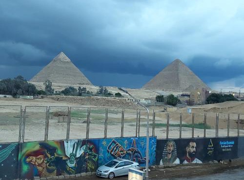 Sneferu hotel pyramids View