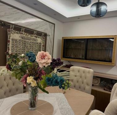 City square-luxury apartment with water front sea view and city view