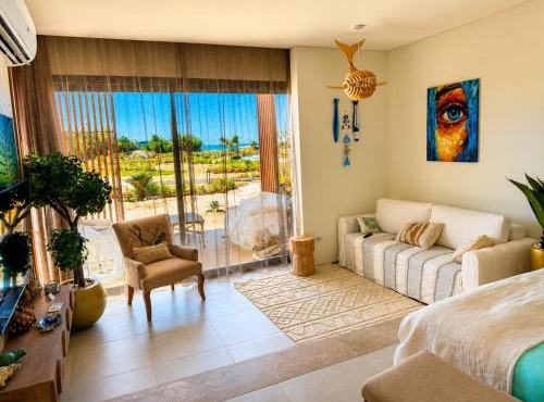Soma Beach Front Cabana - Great Kite Surfing in Hurghada