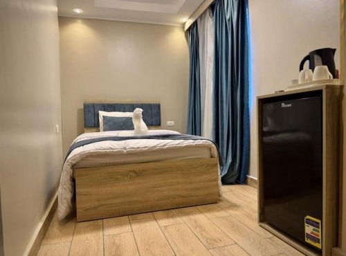 Luxury orientl Pyramids View