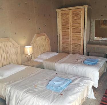 Paloma Wooden House ! in Siwa