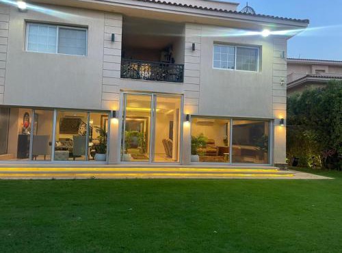 Luxury Furnished Villa for Rent in New cairo
